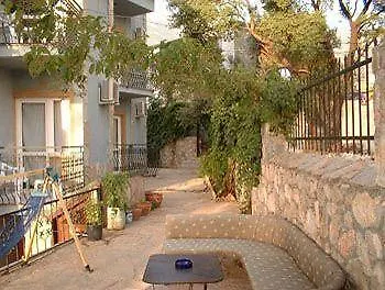 Cypriot ホテル 2*